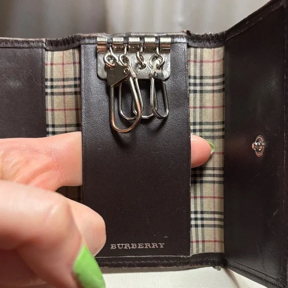 Vintage Burberry Brown Canvas Key Holder - Picture 10 of 10
